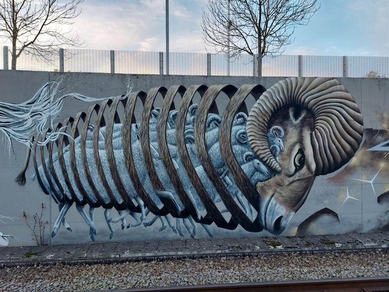 Street-Art am Bahnhof von Halle