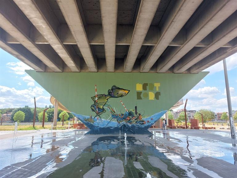 Street-Art-Werke unter der Brücke von Vilvoorde