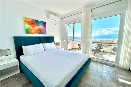 Sunny Bay Apartments in Sarandë