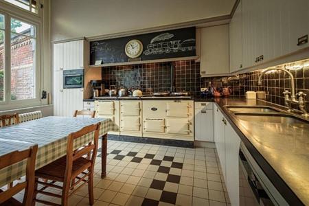 Talbot House buchen