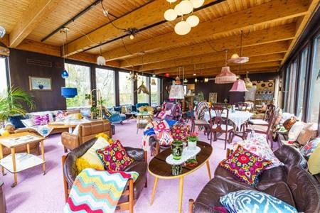 Tante ALMA's Bonner Hotel buchen