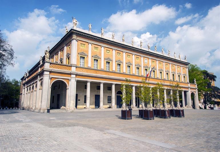 Theater Municipal Valli in Reggio Emilia