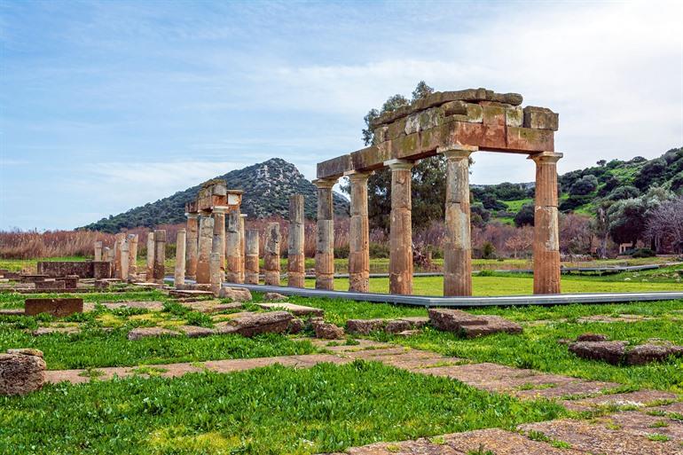 Tempel der Artemis auf der archäologischen Stätte Brauron, Griechenland