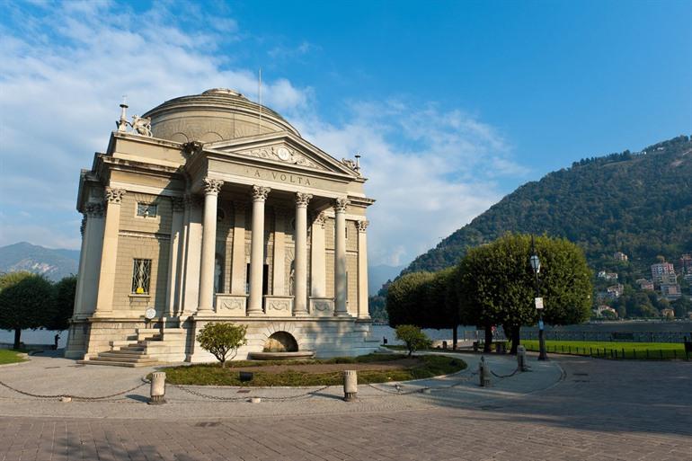 Tempio Voltiano am Comer See, Stadt Como