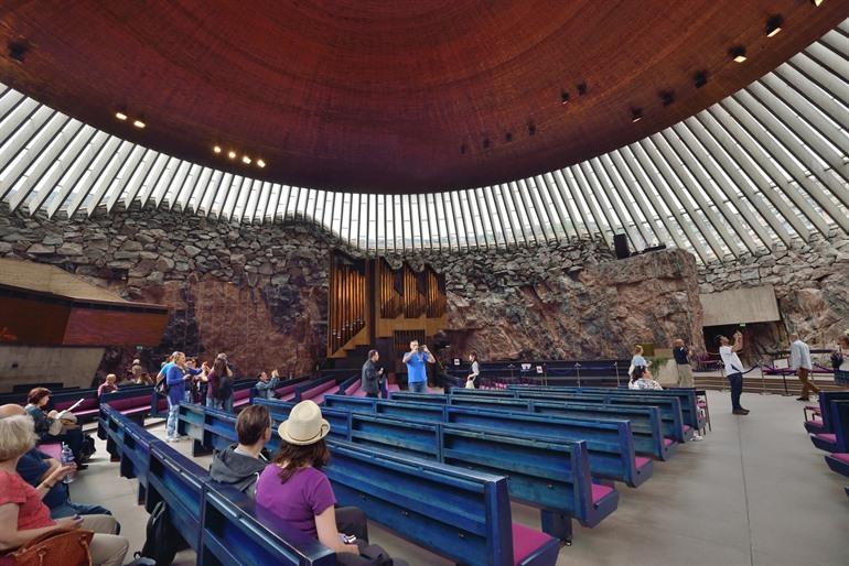 Temppeliaukio-Felsen-Kirche in Helsinki, Finnland