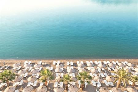 Das Beachfront Hotel buchen