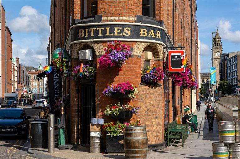 Die Bittles Bar in Belfast, Irland
