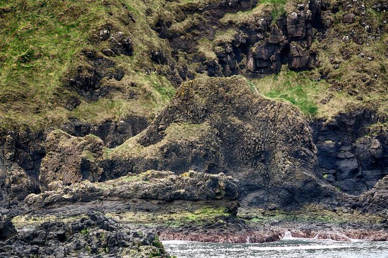 Der Camel's Hump bei der Giants Causeway, Nordirland