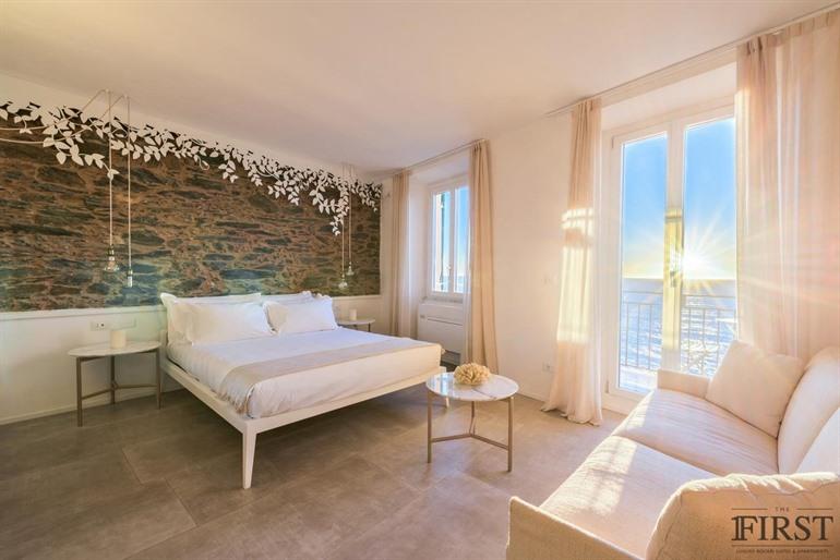 Das First Hotel (Manarola)