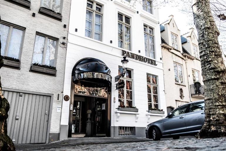Das Pand Hotel buchen