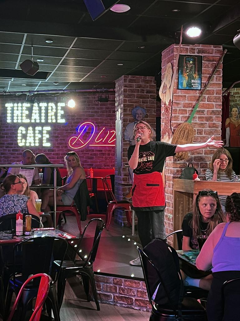 Das Theatre Cafe Diner in London