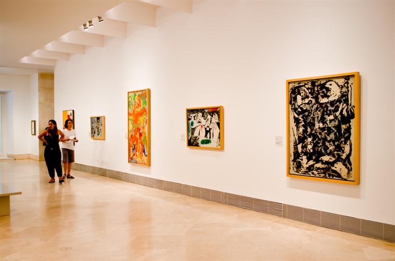 Innenraum des Thyssen-Bornemisza-Museums