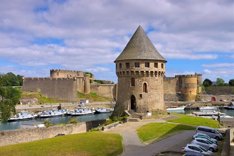 Rundgang durch die Motte Tanguy in Brest, Bretagne