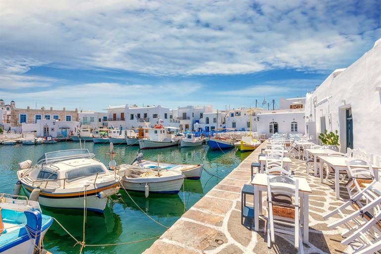 Das traditionelle Fischerdorf Naousa auf Paros