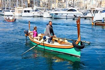 Traditionelles maltesisches Dgħajsa-Boot