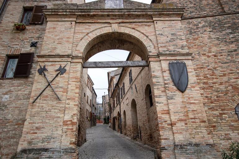 Treia in den Marken, Italien, besichtigen