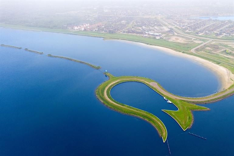 Tulpeninsel im Wolderwijd in Zeewolde, Flevoland
