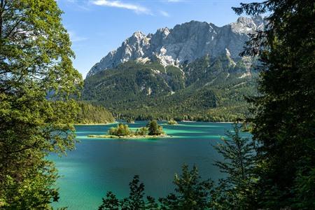 Die Top 7 Tipps für Ihren Besuch am Eibsee: Bayerns schönster See