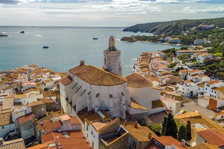 Blick auf die Esglesia Santa Maria de Cadaqués