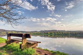 Aussicht auf den Kemnader See in der Nähe von Bochum