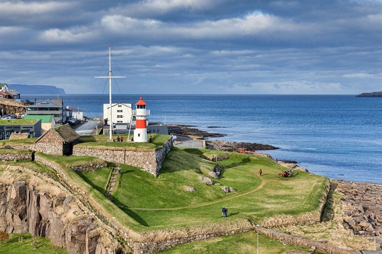 Ausblick auf die Festung Skansin in Tórshavn, Insel Streymoy
