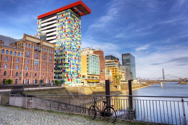 Blick auf das Colorium in Düsseldorf
