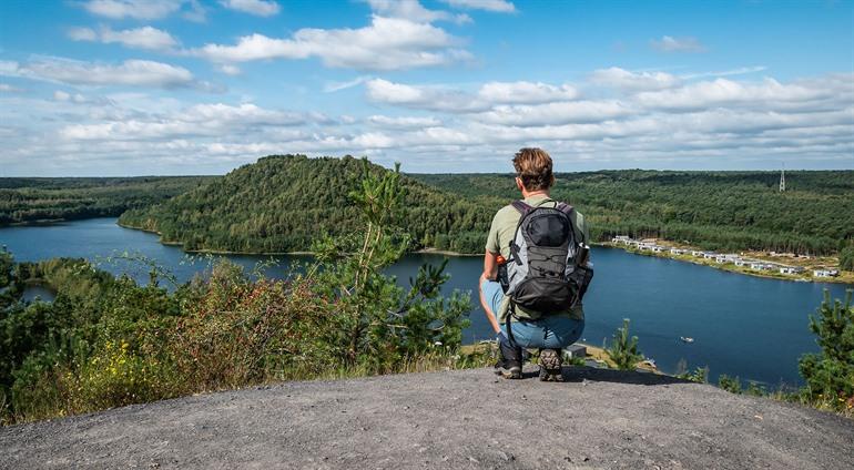 Aussicht auf die atemberaubende Landschaft des Nationalparks Hoge Kempen