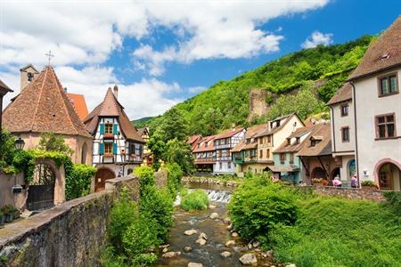 Aussicht auf Kaysersberg und den Fluss, Elsass