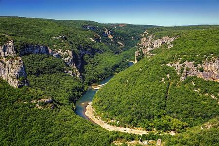 Aussicht auf die Gorges de l'Ardèche, Frankreich