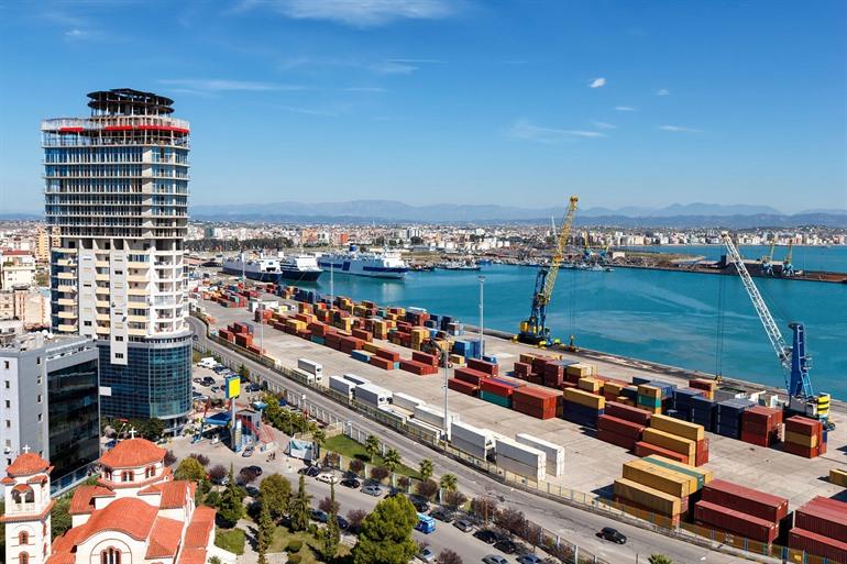 Aussicht auf den Hafen von Durrës