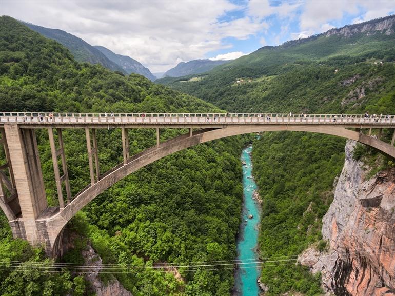 Aussicht auf den Tara-Fluss-Canyon, Montenegro