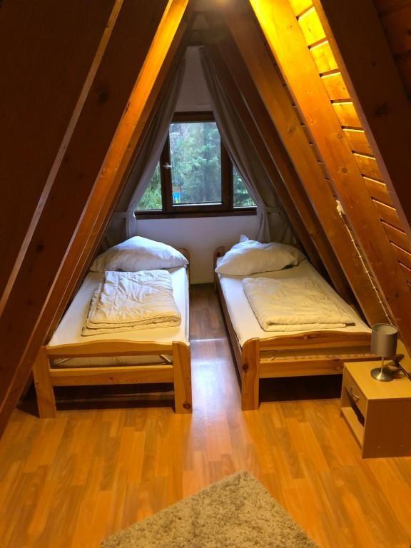 Ferienwohnungen im Waldschlößchen buchen