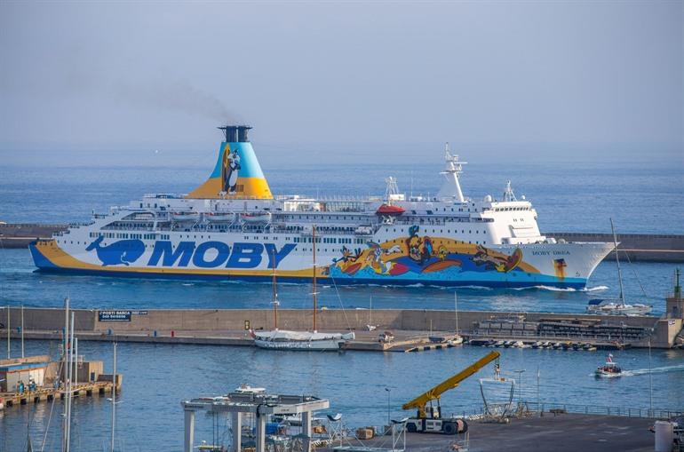 Von Genua nach Korsika mit dem Schiff oder Fährboot