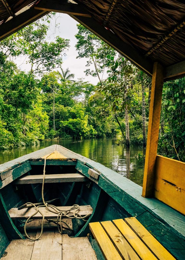 Mit dem Boot auf dem Amazonas zur Isla de los Monos