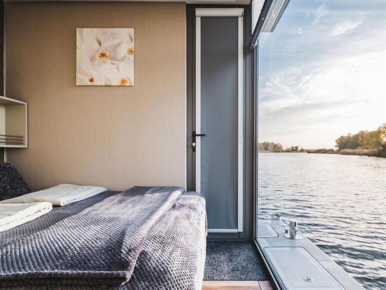 Ein schwimmendes Ferienhaus in der Biesbosch buchen