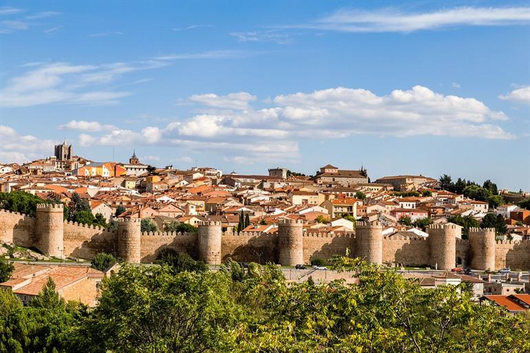 Entdecken Sie die befestigte Stadt Ávila in Kastilien und León