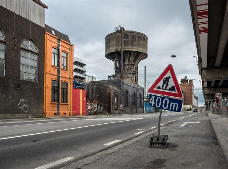 Verlassener Wasserturm an der Rue de Mons