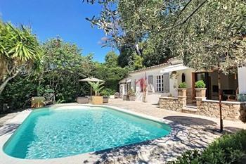 Villa Riviera buchen