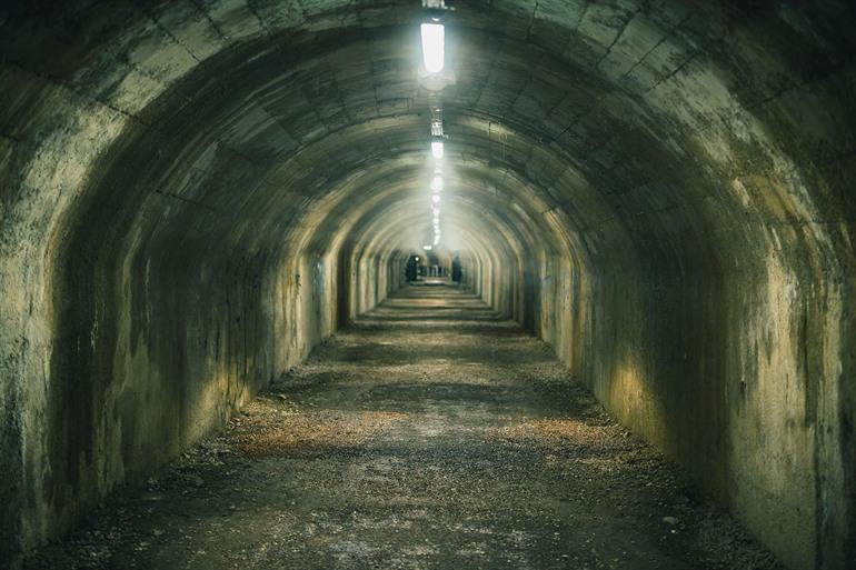Spazieren Sie durch den Rijeka-Tunnel, Kroatien
