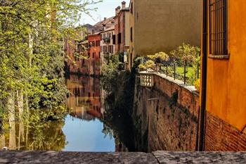 Spaziergang entlang der Kanäle von Mantua