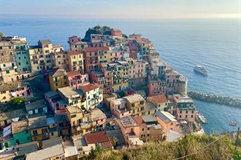 Wanderung durch die Cinque Terre von Riomaggiore nach Manarola Via dell'Amore