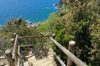 Wanderung durch die Cinque Terre von Riomaggiore nach Manarola entlang der Via dell'Amore