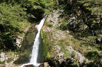 Spaziergang entlang der Allerheiligen-Wasserfälle