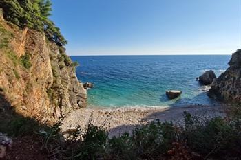 Wanderung zum Rezevici-Kloster von Petrovac aus