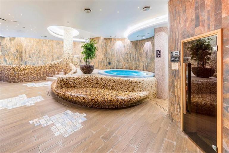 Wellton Riga Hotel & SPA buchen