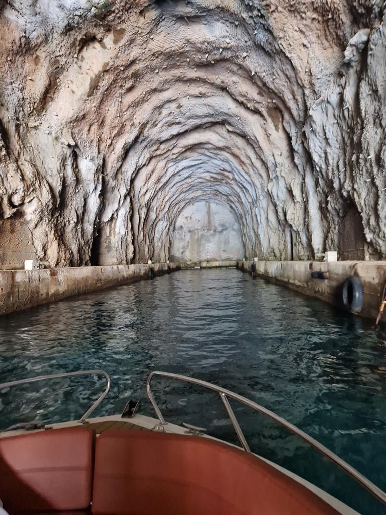 Zweiter Weltkrieg U-Boot-Tunnel in Kotor