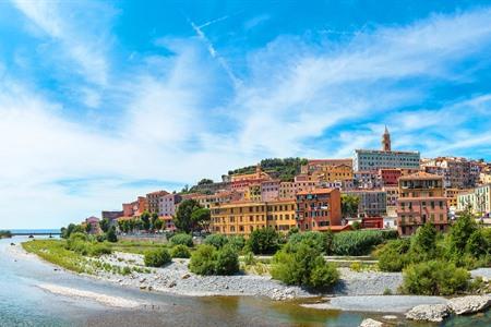 Die 15 schönsten Sehenswürdigkeiten an der Italienischen Blumenriviera: Was sehen und erleben?