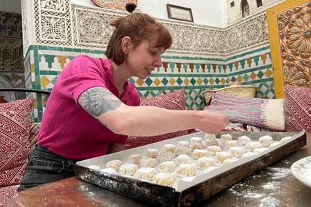 Naschkatzen können eine Workshop zum Backen marokkanischer Süßigkeiten wählen.