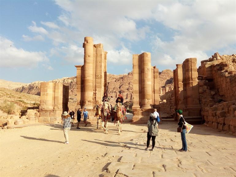 Zuilenstraße in Petra, Jordanien