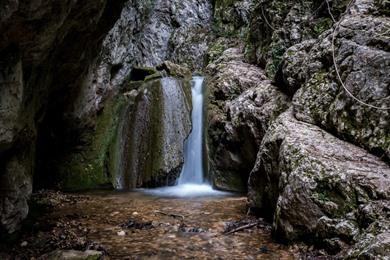Wanderung von Braccano zur Gola di Jana und zum Kloster Roti